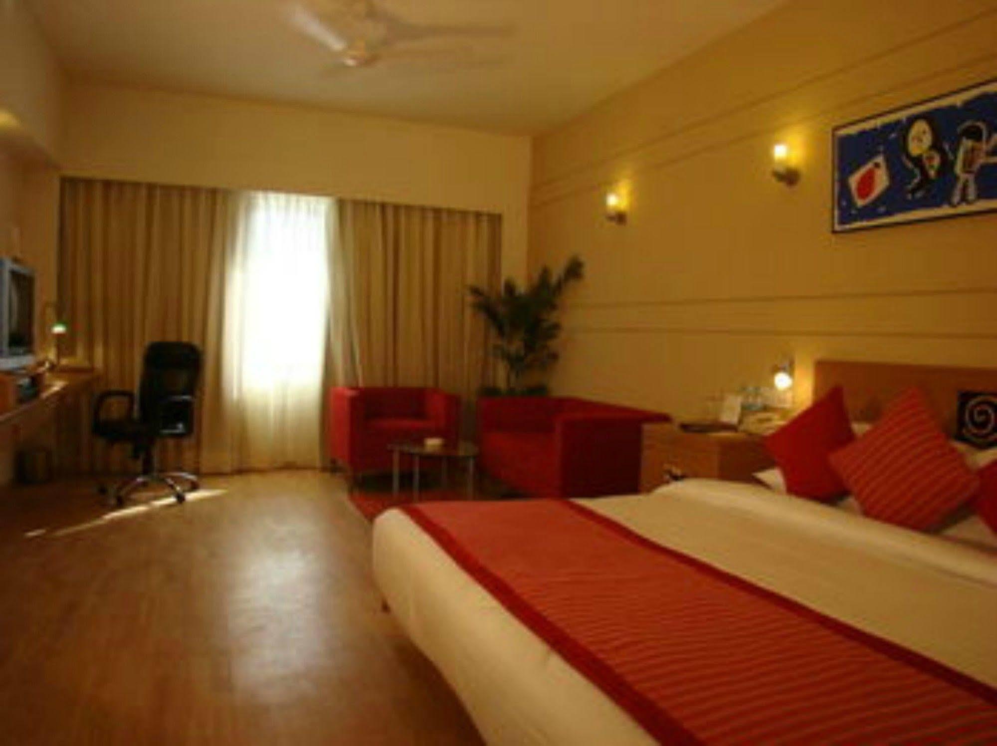 Lemon Tree Hotel Chennai Quarto foto